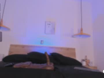 girl
        bella__donne cam image #6764487