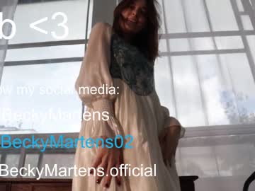 girl
        beckymartens cam image #3697237
