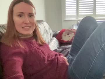 girl
        eatmypie69 cam image #836807