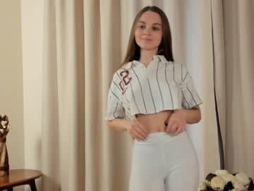 girl
        catherinevelez cam image #1295070