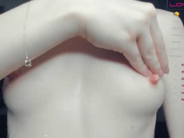 girl
        nancylamb cam image #862681