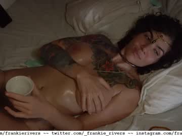girl
        _frankie_rivers cam image #3660594