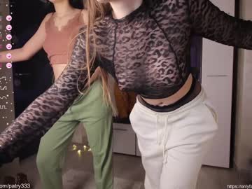 girl
        patry333 cam image #414114