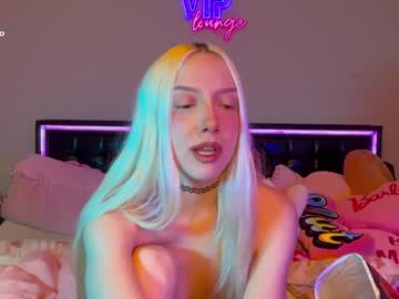 girl
        riababe cam image #6214344