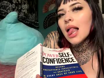 girl
        mhmbabyy cam image #6027893