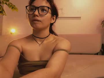 girl
        thelacey cam image #6619715