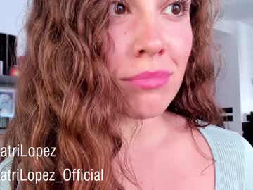 girl
        crazypaty cam image #3521493