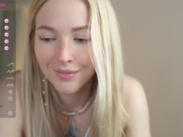 girl
        my_stella cam image #2569542