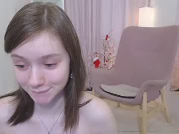 girl
        bless_sheila cam image #621383