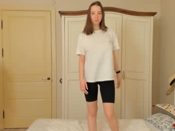 girl
        gracekrueger cam image #2731734