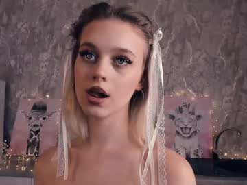 girl
        gladysharn cam image #4719521