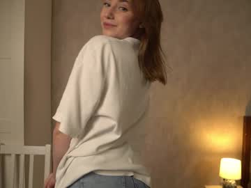girl
        musiclebens cam image #5356232