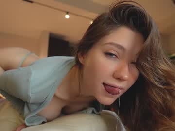 girl
        mia_elfie cam image #4027670