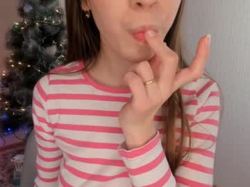 girl
        catherinemahoney cam image #360366