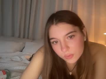 girl
        stasiaa1 cam image #5450275
