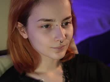 girl
        severs_enigma cam image #6496236