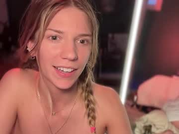 girl
        oliviahansleyy cam image #6528169