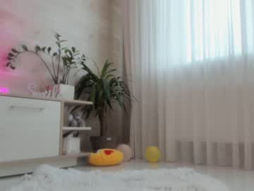 girl
        meryfoxxx cam image #1179508