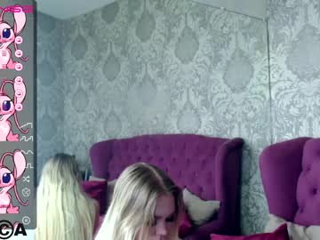 girl
        lolly_lipps cam image #743190