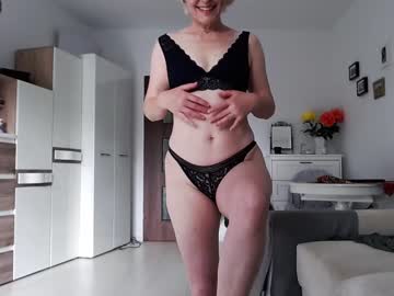 girl
        jasmin18v cam image #4124729