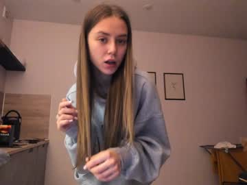 girl
        tasty_valery cam image #5759475