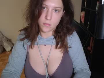 girl
        alexa_dream cam image #6578894