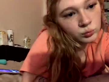 girl
        krisprbrks cam image #1945796