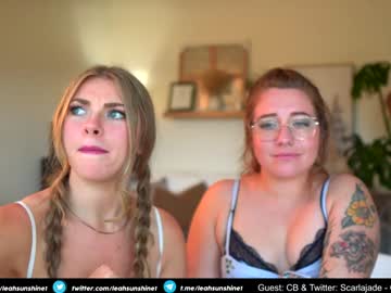 couple
        scarlajade cam image #4379773