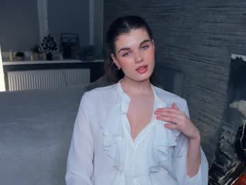 girl
        candy_flo cam image #6017788
