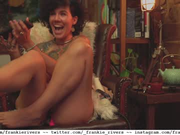girl
        _frankie_rivers cam image #1917238