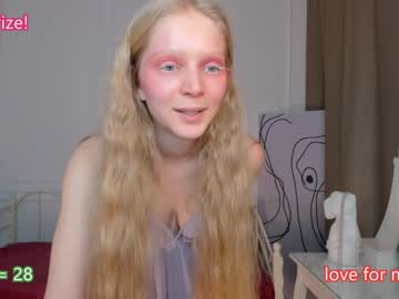 girl
        jenny_ames cam image #476635
