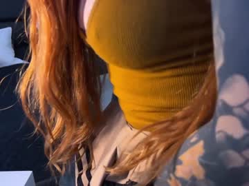girl
        annaliese_bach cam image #3258347