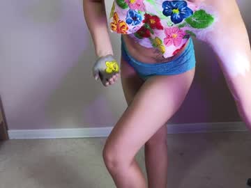 girl
        teresabriggs cam image #2285629