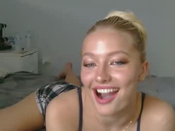 girl
        giselleflexible cam image #6119358