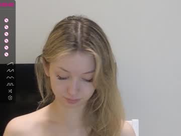 girl
        evafrancis cam image #1834306