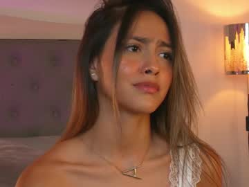 girl
        victoria__rossi cam image #6622378