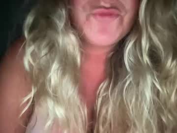 girl Cam Girls Get Busy With Their Dildos With No Shame with caromarie97