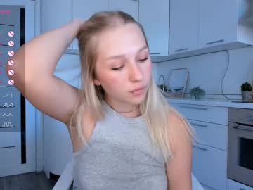 girl
        harriethudson cam image #4404269