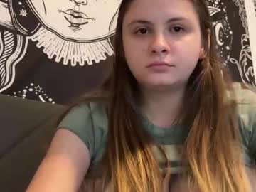 girl
        collegegirlxo69 cam image #5823536