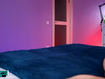 girl
        luxureart cam image #1287616