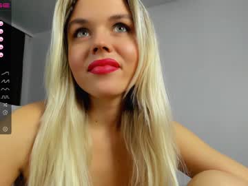 girl
        corni__ cam image #493243