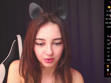 girl
        queen_kitty1818 cam image #5928359