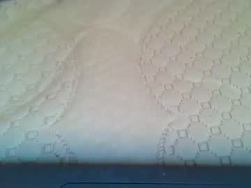 couple
        lena_leee cam image #2094235