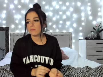 girl
        xvno cam image #199519