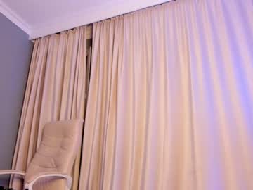 girl
        izumi__li cam image #505227