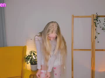 girl
        jenny_ames cam image #5744620