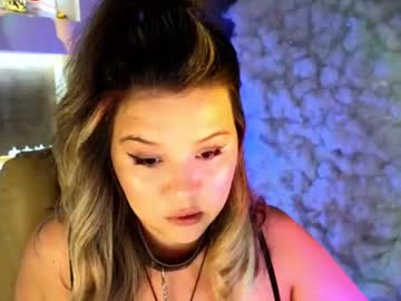 girl
        sherbru cam image #4689077