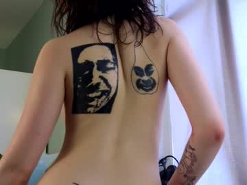 girl
        adelina____ cam image #3929998