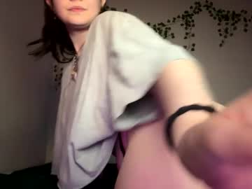 girl
        bnnybby333 cam image #6659652