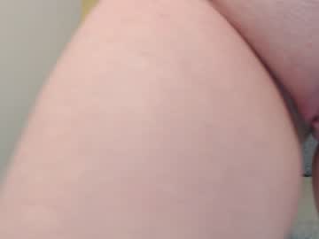girl
        sensitive__lady cam image #2994137